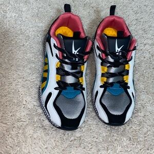 Ashion multi colored athletic shoes Super Cute and Super comfy